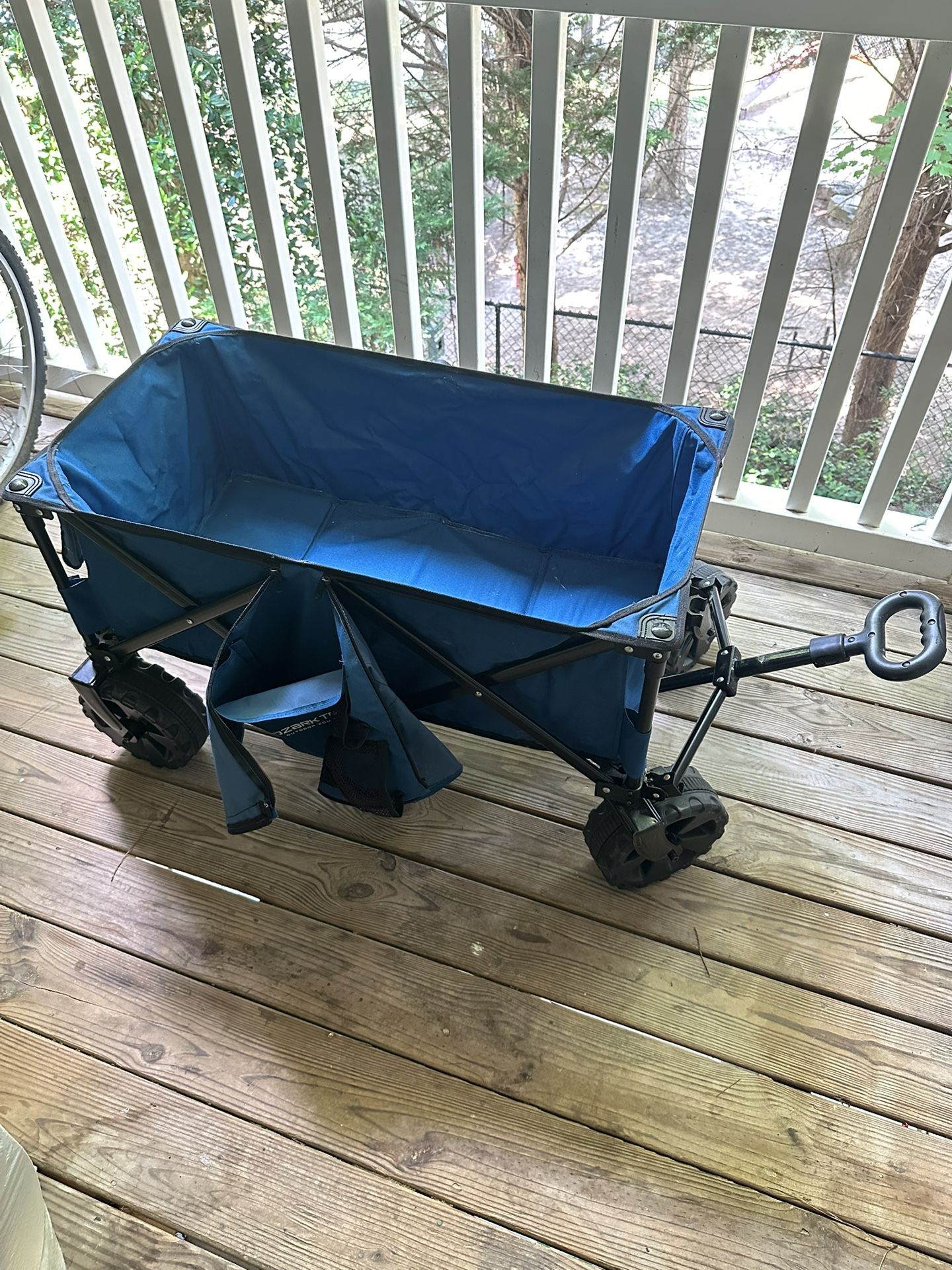 Ozark Trail Beach/Picnic Wagon