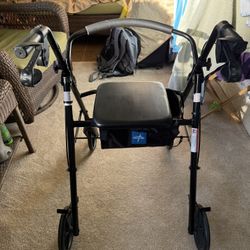 Medline heavy Duty Rollator 