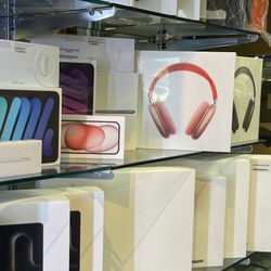 AirPods Max All Colors Available