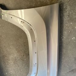 2016-2023 Fender Toyota Tacoma