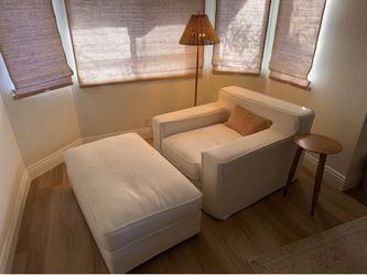 Lounge Chair and Ottoman Set