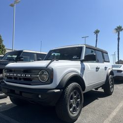 Ford bronco