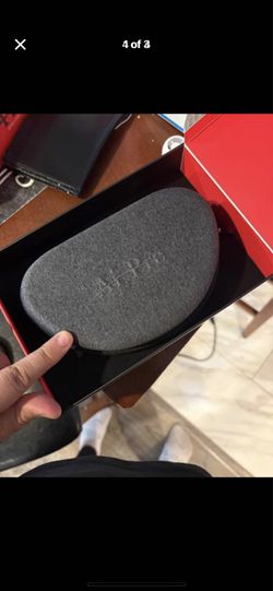 Headphone