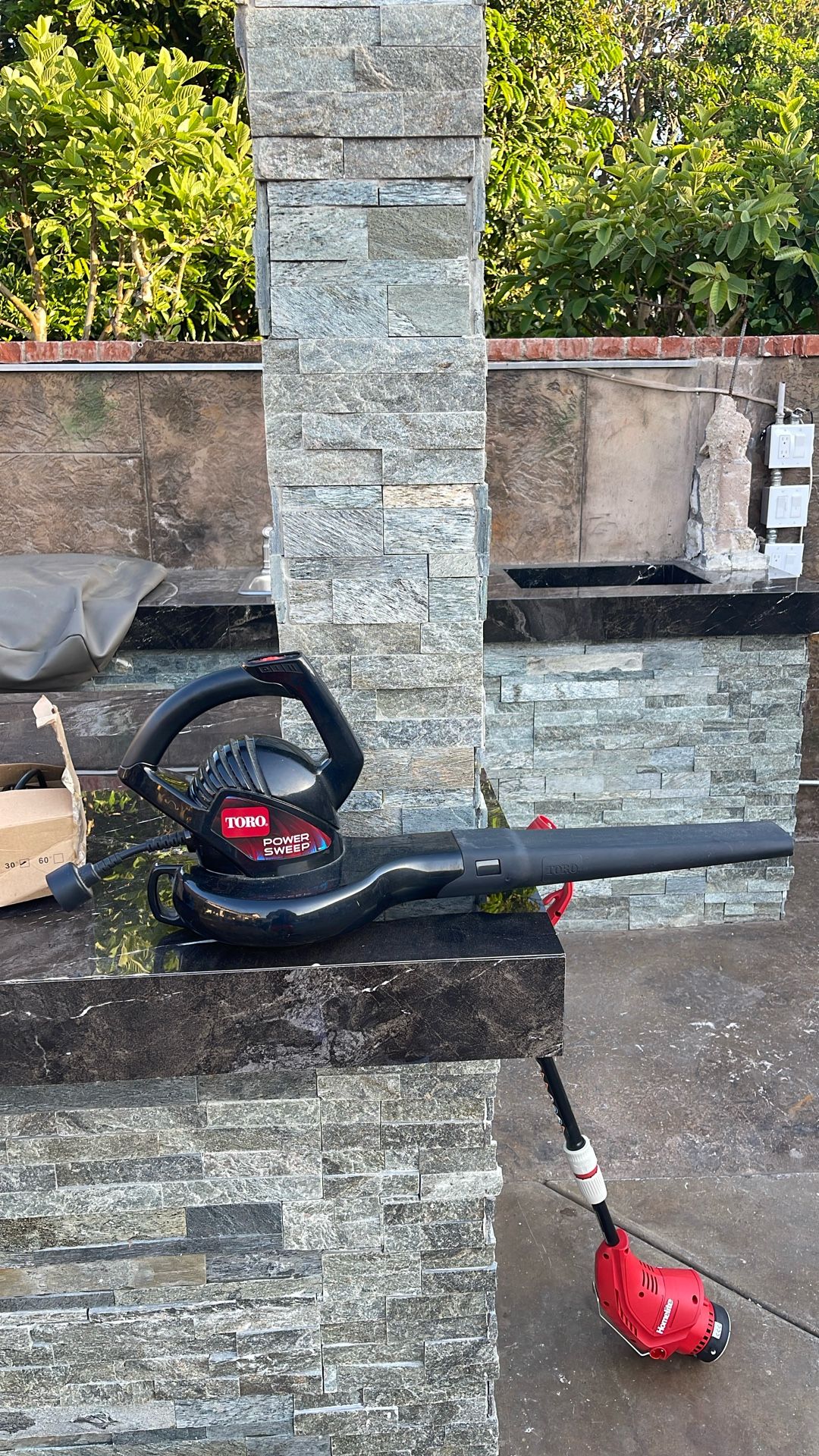 TORO LEAF BLOWER