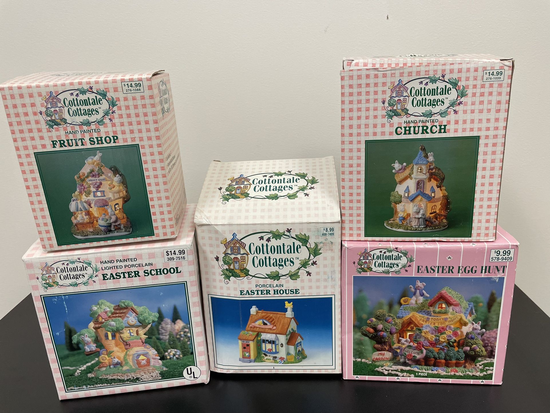 Vintage Cottontale Cottages Bunny Houses