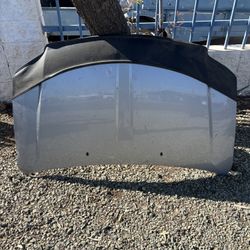 2017 Dodge Caravan Hood 