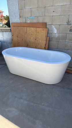Free standing tubs