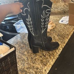 Western Knee boot (Torrid)  