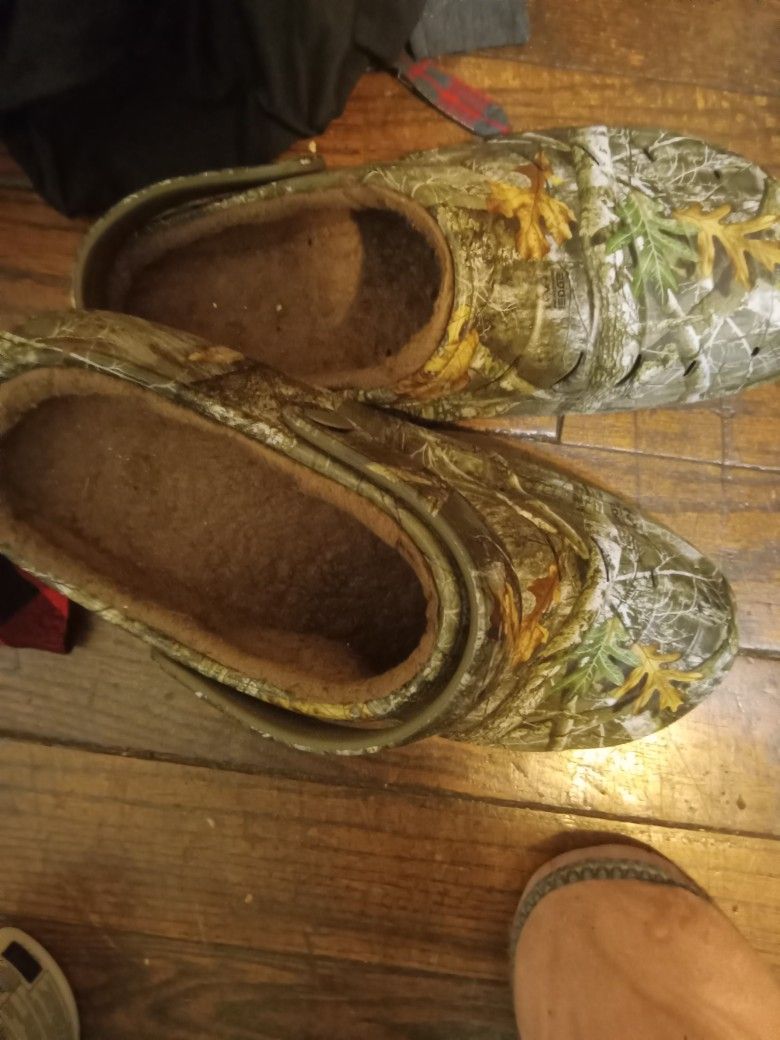 Men's Crocs New