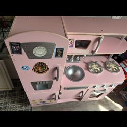 Toddler Kitchen 