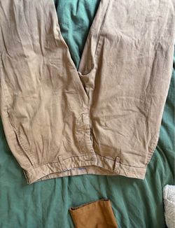 Various men’s pants.  Sized in description. Lulu Lemon, old navy, Amazon