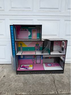 LOL doll House