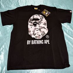 BAPE Camo T-Shirt Size L – Streetwear Classic