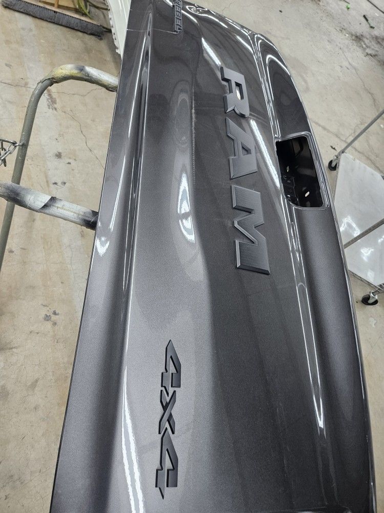 2019 Dodge Reble Tailgate