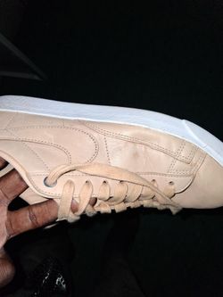 Women Nikes