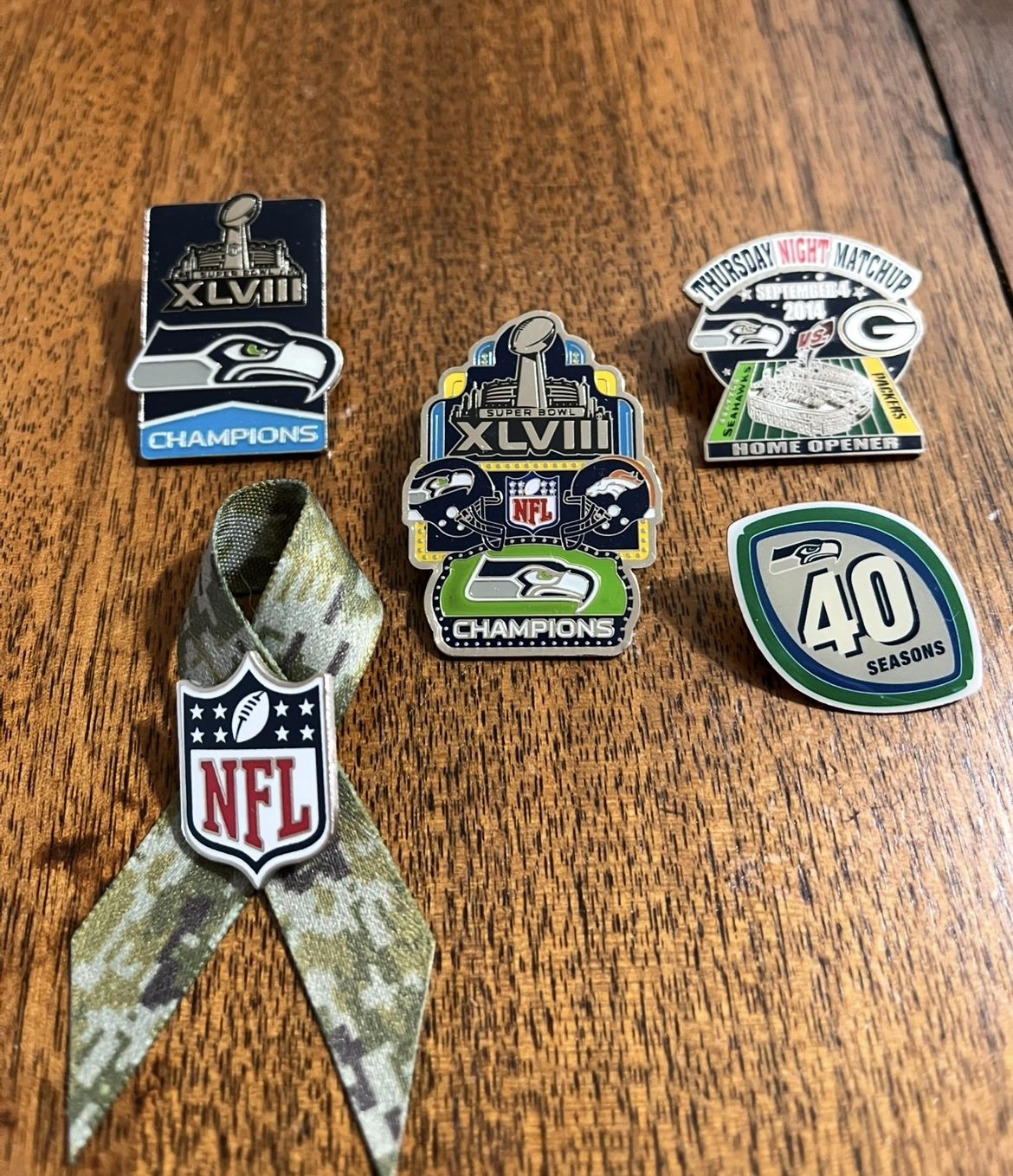 Seattle Seahawks Metal Pins (5)