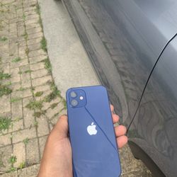 Apple iPhone 12 (256GB) - Fully Unlock- Very Good Condition
