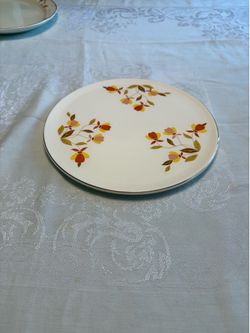 Hall Autumn Leaf Cake Plate