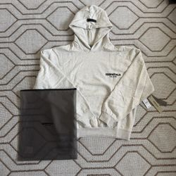 Small Essentials Fear of God Hoodie Cream / Light Oatmeal – New With Tags