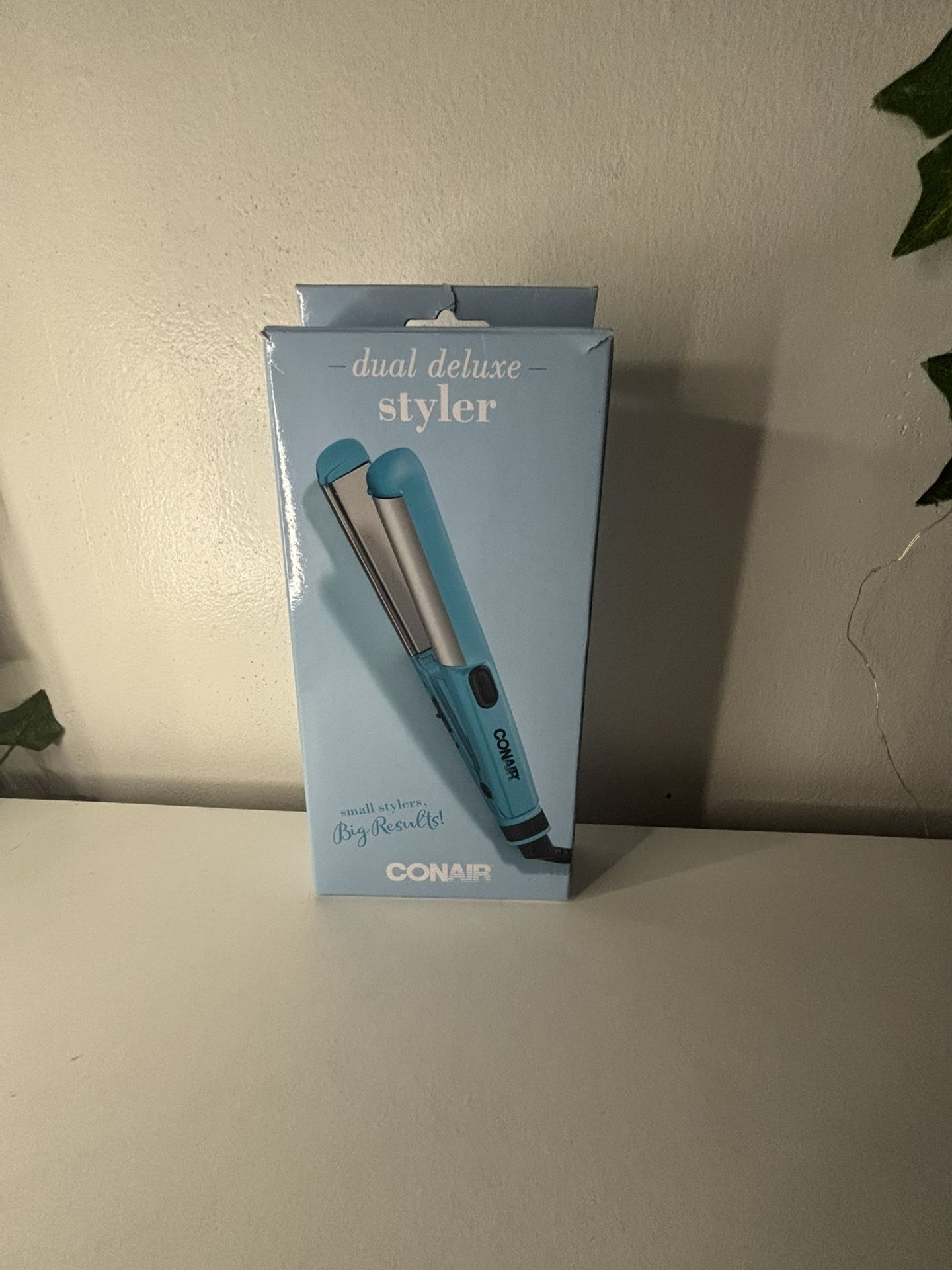 Conair, Mini Dual Deluxe Styler Add Curls & Waves/Straighten PerfectOn-The-Go