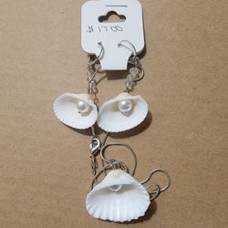 Seashell pendant and chain