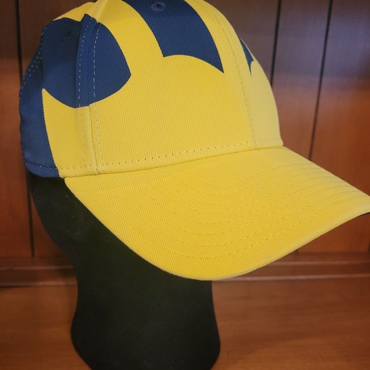Adidas fitmax 70 hat hotsell
