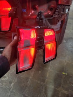 Mache e right  tail lamp  20-26