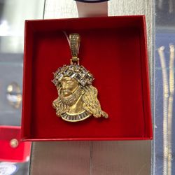 14KT DIAMOND RELIGIOUS PENDANT 