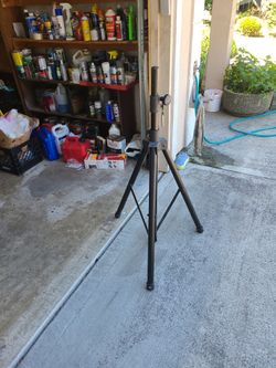 Speaker Stand