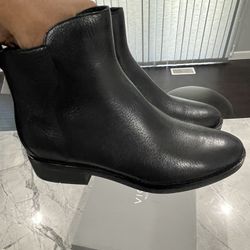 Cole Haan Women’s Black Leather Ankle Chelsea Boot Size 9.5 W