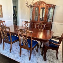 Dining Set And China Cabinet Broyhill