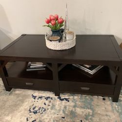 Coffee Table & Side Table