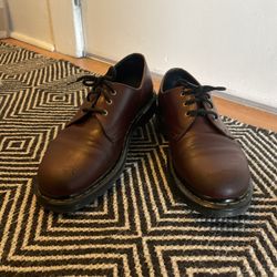 Dr. Martens 1461 Brown Oxfords M9