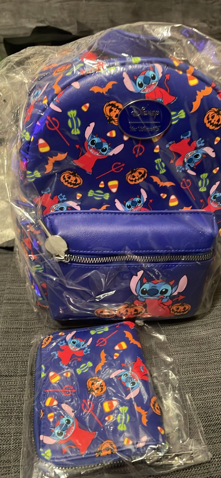 Her universe Halloween stitch
