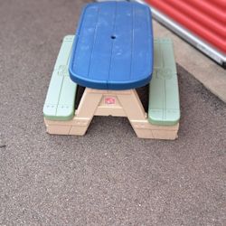 STEP-2 TODDLER SET&PLAY PICNIC TABLE 
