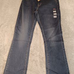 Women's Size 14 Levi Jeans Curvy Bootcut Brand New With Tags $59.50 Retail