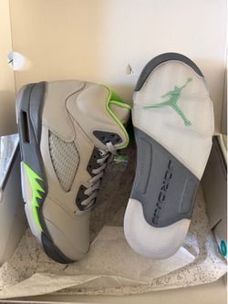 Jordan’s Size 9