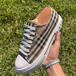 Burbbery Shoes