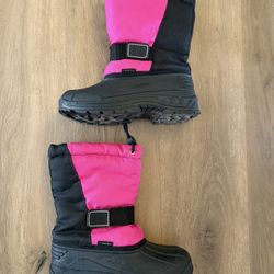 Kids Size 3 Snow Boots 