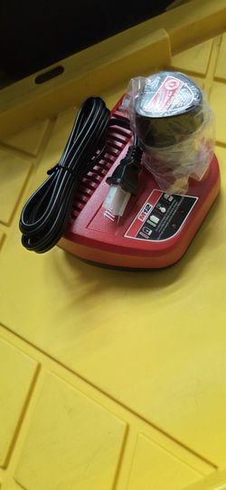 M12 Battery 🔋 2amps And Charger New