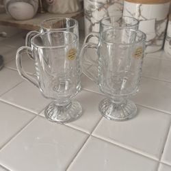 Princess House 4 Glasses With Stand 