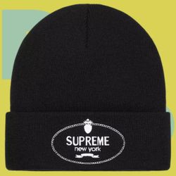 Supreme Crest Beanie (Black)