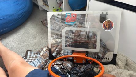Basketball hoop