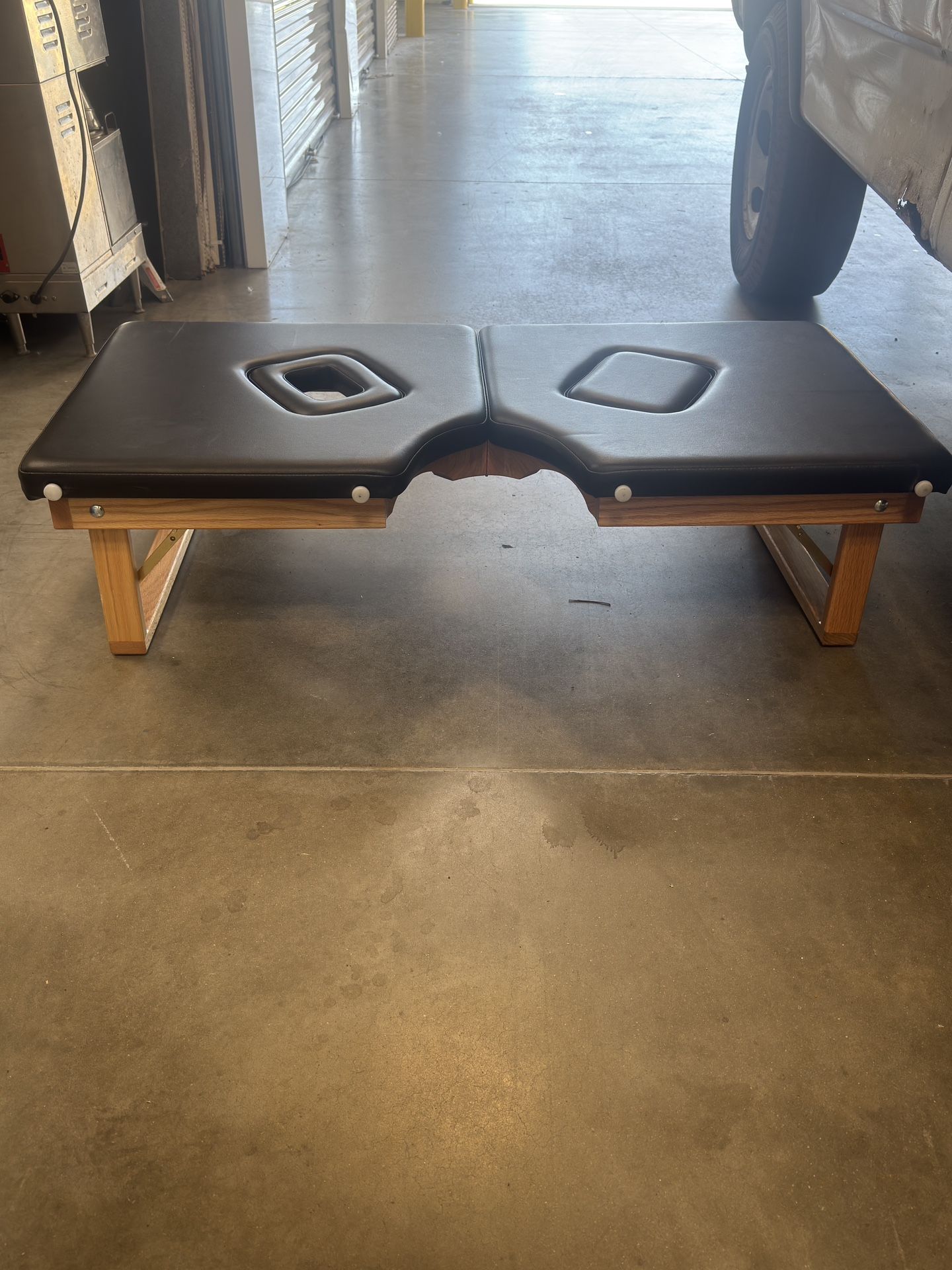 Main woodworking ultrasound veterinary table