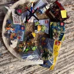 Assortment Sets Lego Aliens Harry Potter Frogs Etc
