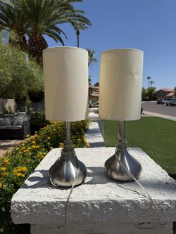 Set Of 2 Night Stand Lamps Silver And Modern 