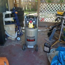 20 Gallon Husky Quiet Air Compressor 