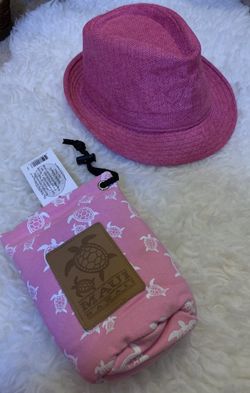 Coral Bay Cooler and Pink Hat