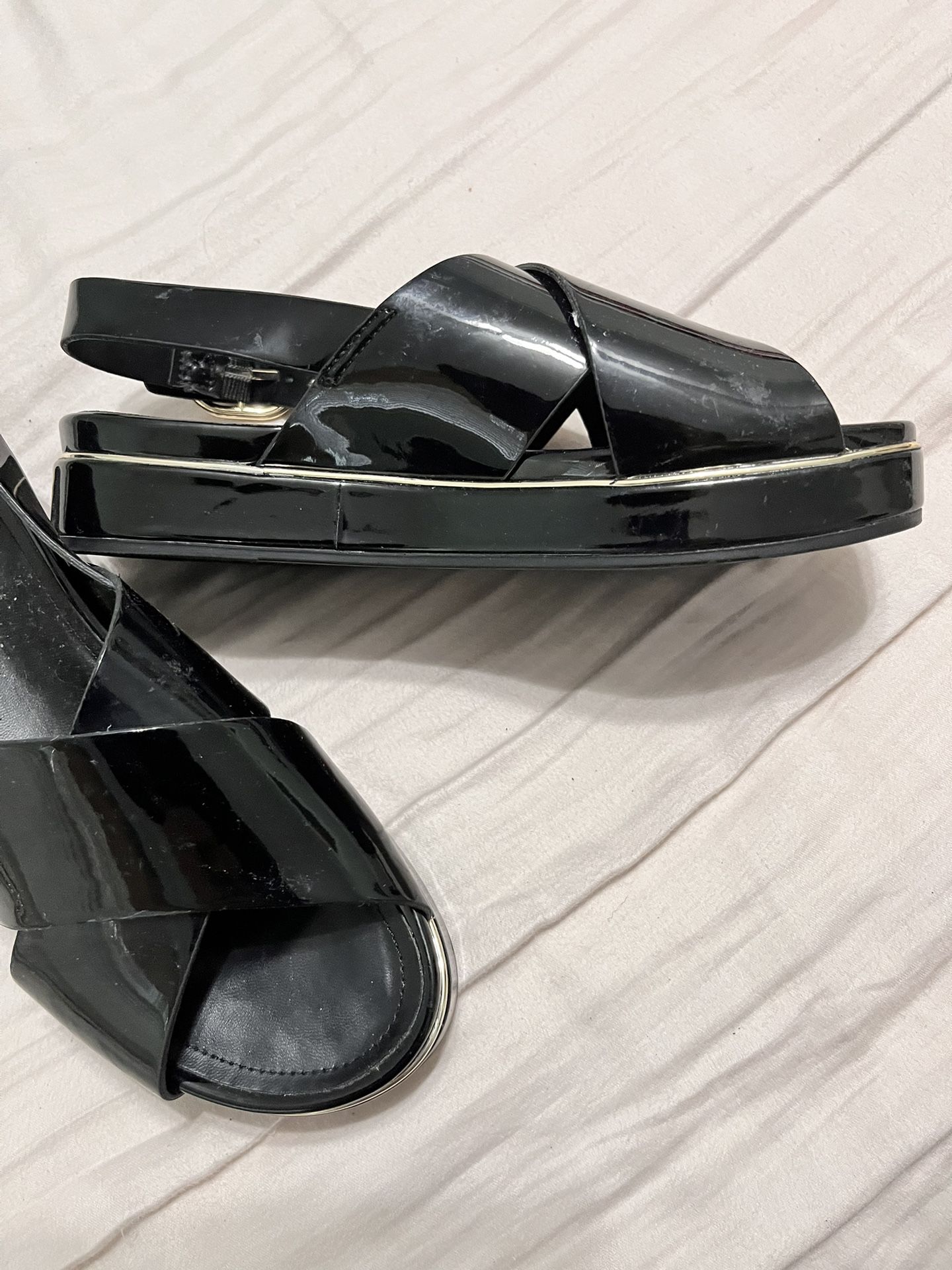 New Size 6 Aldo Patent Leather Sandal 