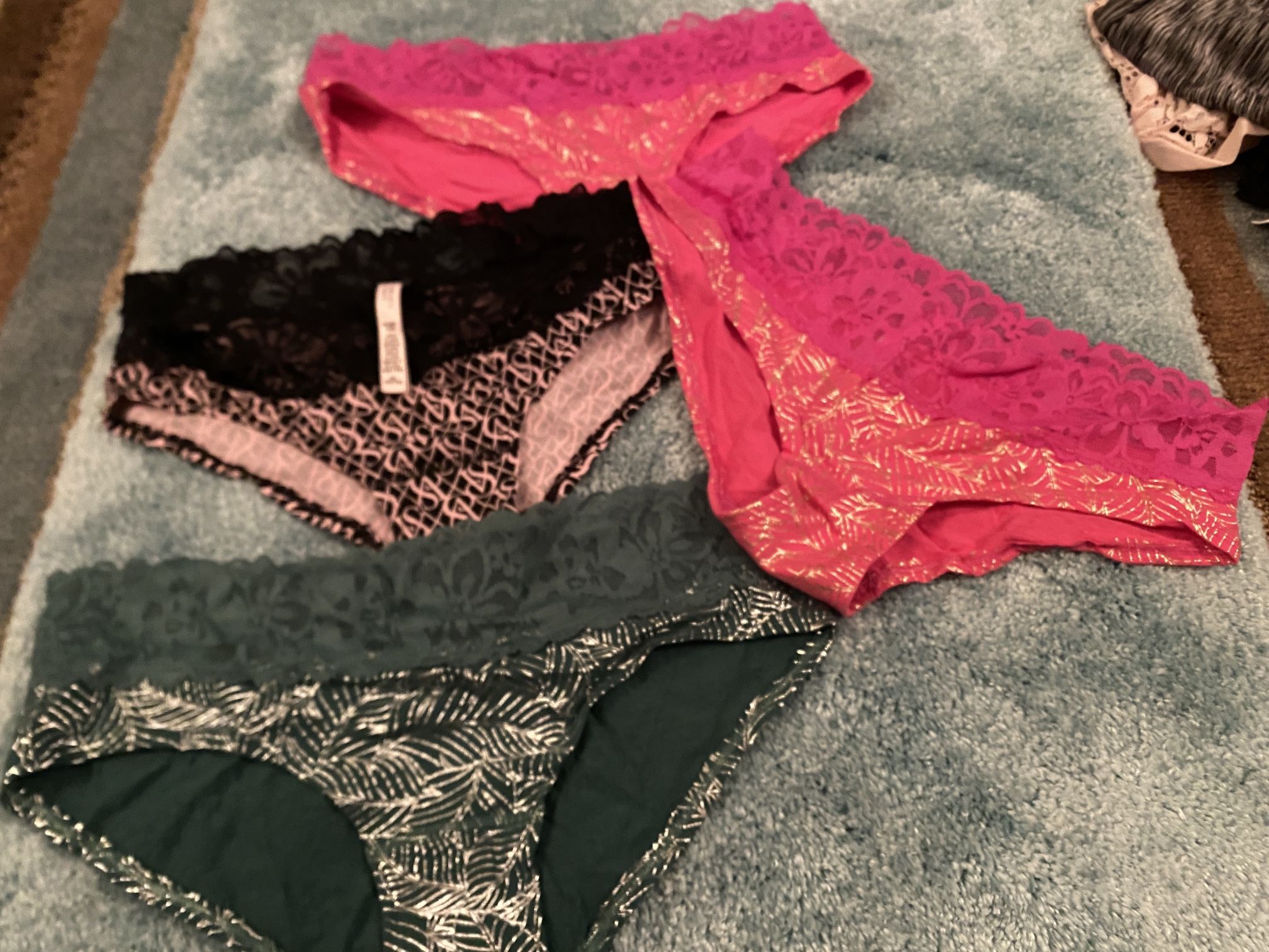 4pr Victoria Secret Pink Bikini ♦️New ♦️Size Med ♦️Sold As Set 